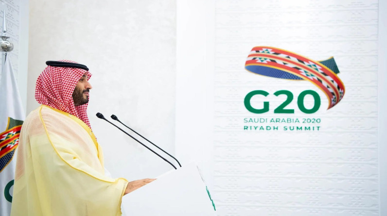 لماذا تستطيع السعودية إنفاق أموال أكثر مما تجني؟